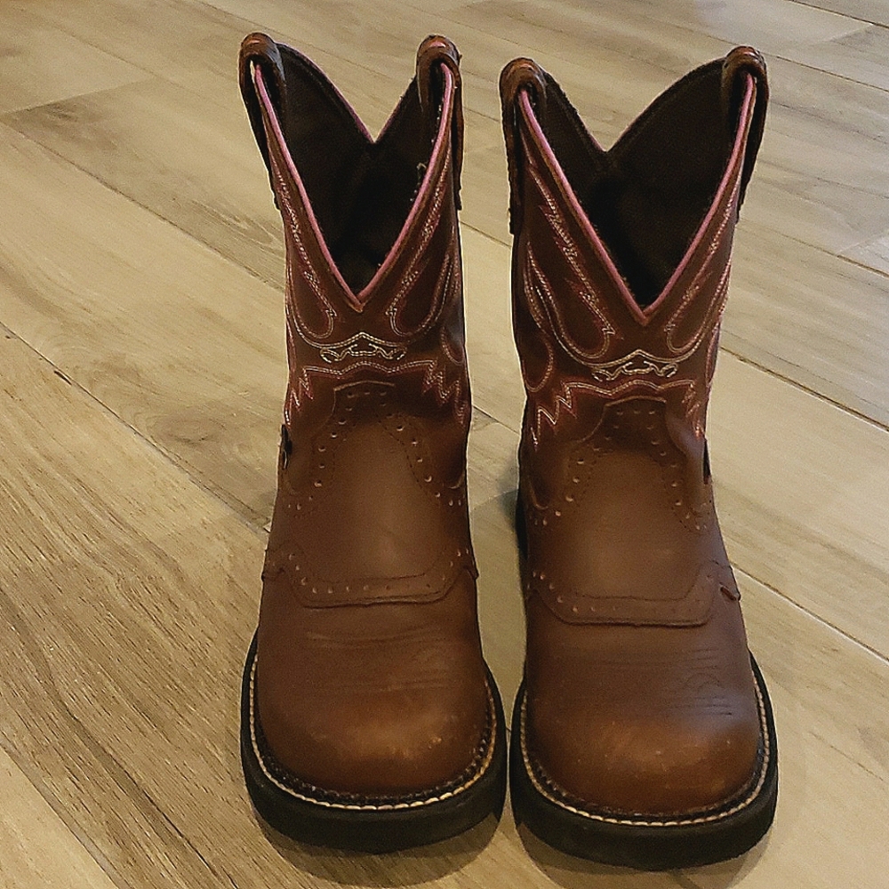 Justin womens boots, 7.5